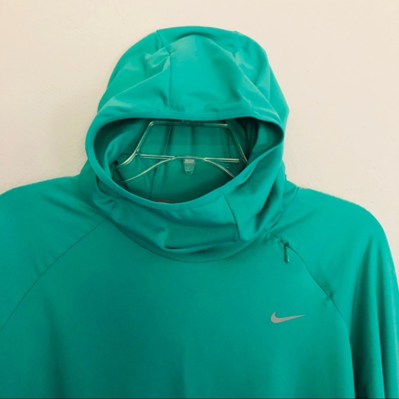 W’s Nike Drifit Top Running Top - Picture 6 of 9